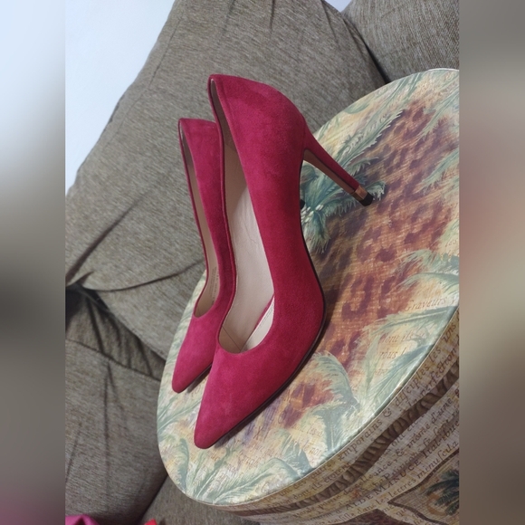 Tory Burch Red Suede Pointed-Toe Pump Classic High Heels Size 7M - Picture 3 of 14